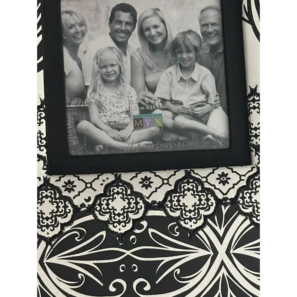 MYX Make Your Mark Postbound Album / Scrapbook B&W New scrapbooking 12 x 12